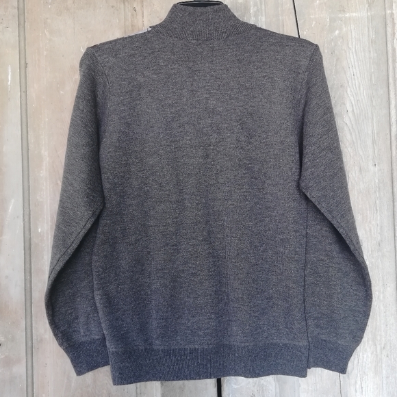 Men's Argyle Sweater - Picture 5 of 7